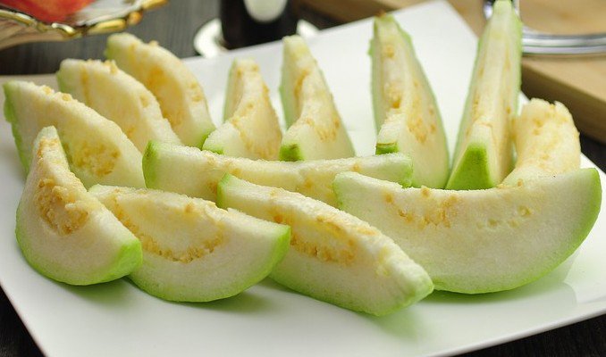 guava sliced