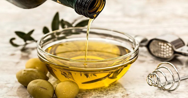 How Long Does Olive Oil Last Storage Tips To Keep It Fresh Pantry Tips