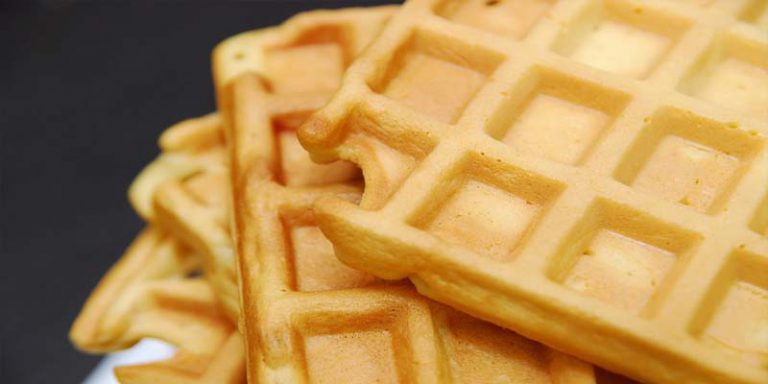 Can You Microwave Frozen Waffles