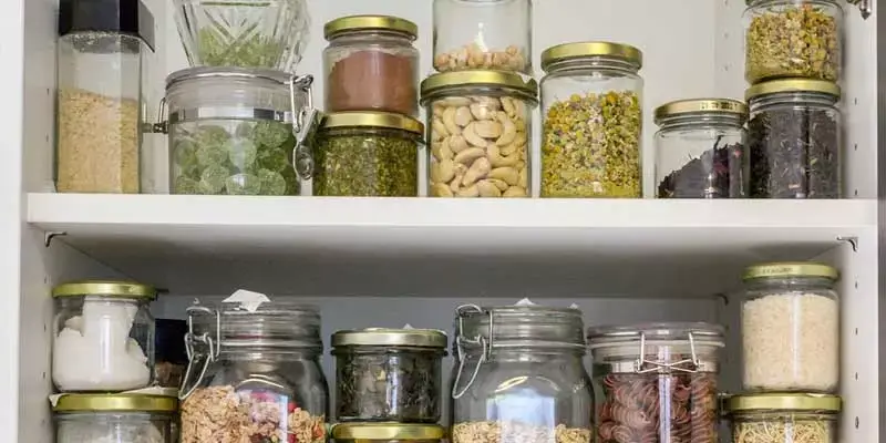 Long Shelf Life Foods to Keep In Your Pantry