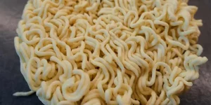 Can You Eat Raw Ramen Noodles